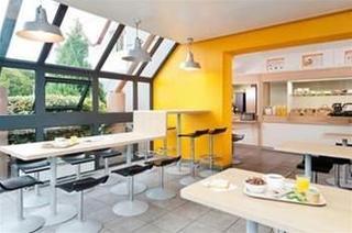 Enzo Hotels 1Er Prix Charleville Экстерьер фото